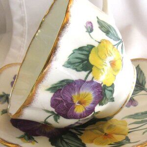Salisbury Tea cup and Saucer, Spring Pansies, Heavy Brushed Gold Gilt, H232